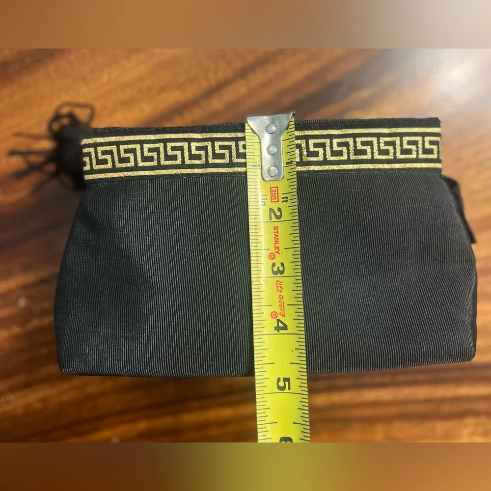 Gianni Versace Porfumi Black and Gold Clutch/ Makeup Bag w Tassel. Blk & Gold - Picture 9 of 11
